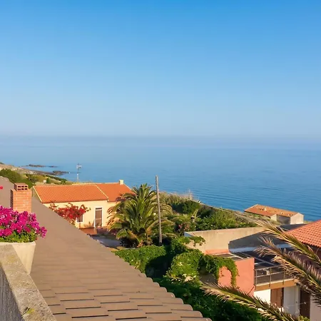 דירה Modern In With Sea View קאסטלסארדו