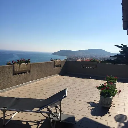 Modern In With Sea View Appartamento *